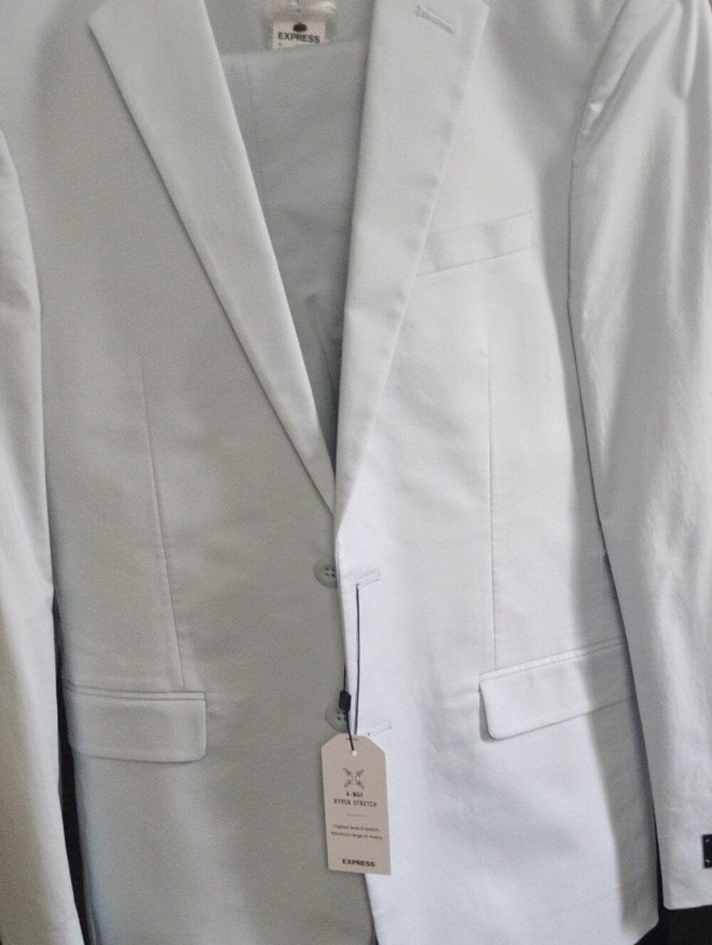 Men's single Breasted Suit. By Express